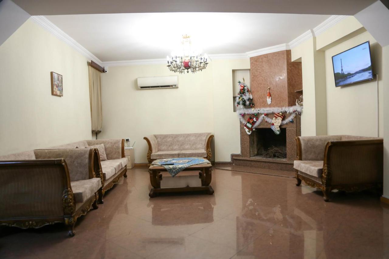 7 Star Acomodação com café da manhã Tbilisi Exterior foto